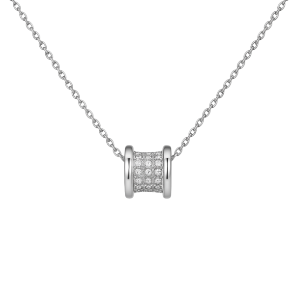 ESSENTIAL NECKLACE COLLECTION