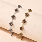 (PETALMY) LUNA FLOWER BRACELET WITH MARBLE DOUBLE SIDED FIVE LEAF CLOVER BRACELET STAINLESS STEEL GOLD PLATED